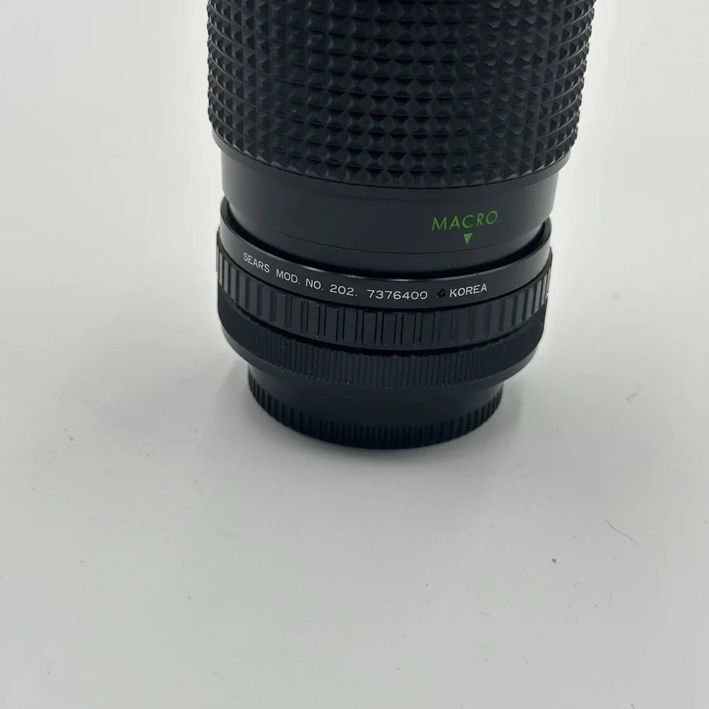 35-135mm f/3.5-4.5 Manual Focus Zoom Lens Canon FD Mount Multicoated 58mm